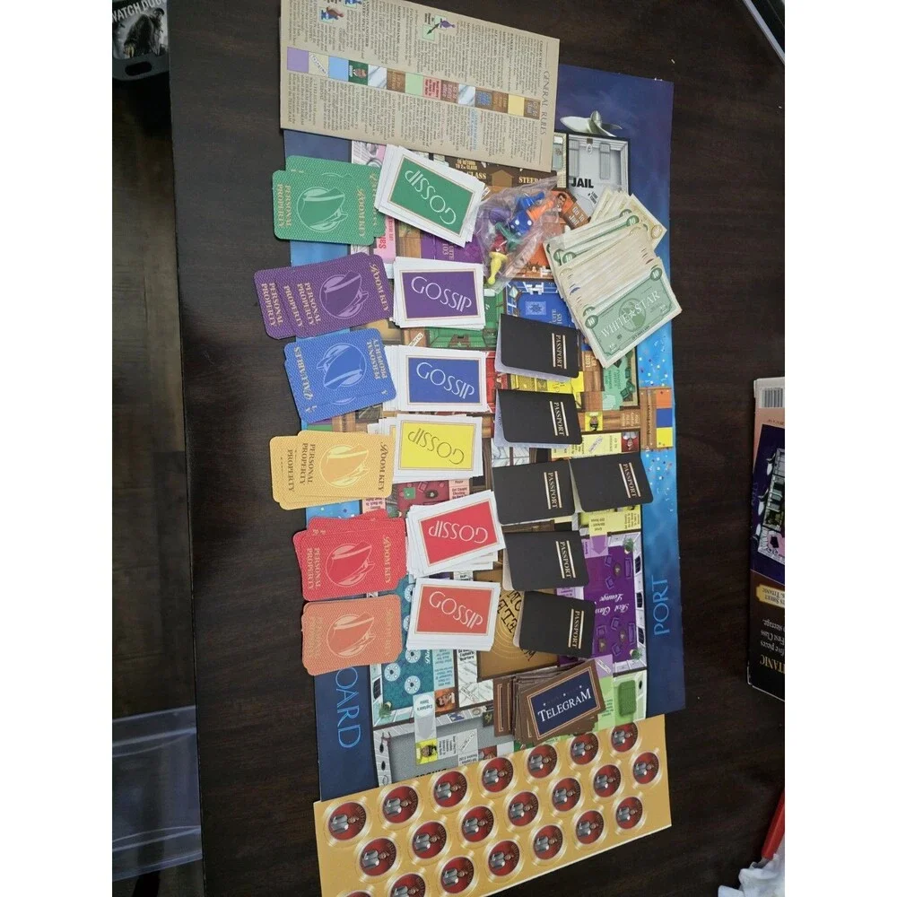 Universal Games Titanic The Board Game 1998 2+ Players Ages 7+ Game 100 complete